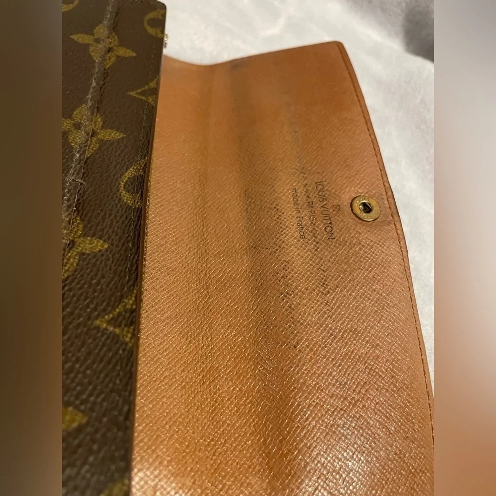 Louis Vuitton Vintage Monogram Sarah Wallet